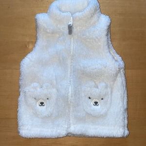 Carter’s Infant Girl Fuzzy Bear Full Zip Vest (6 Months)
